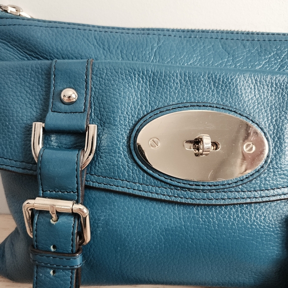 Teal Leather Danier Crossbody Bag with Turn-Lock Detail - Picture 2 of 7